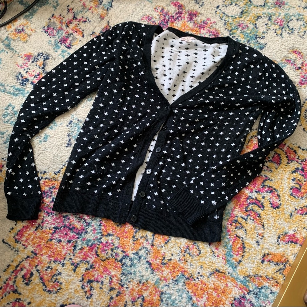 💜3/$9 Black & White Patterned Cardigan